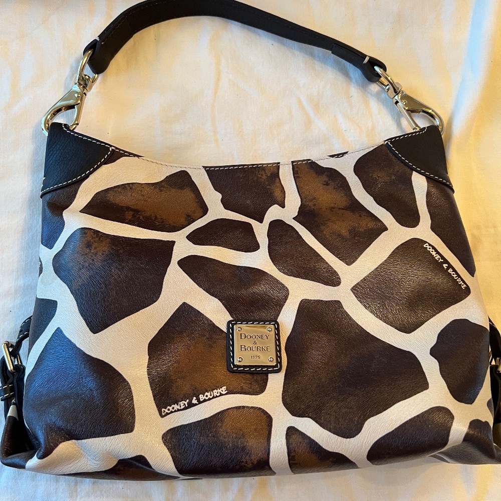 NEW! Dooney & Bourke Giraffe Print Hobo